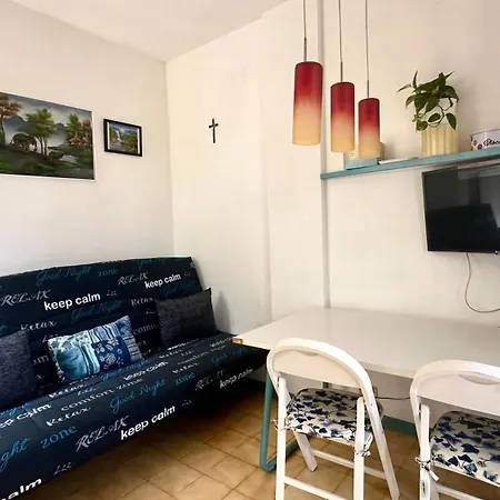 M354 - Marcelli, Bilocale Con Portico In Zona Tranquilla Apartment *