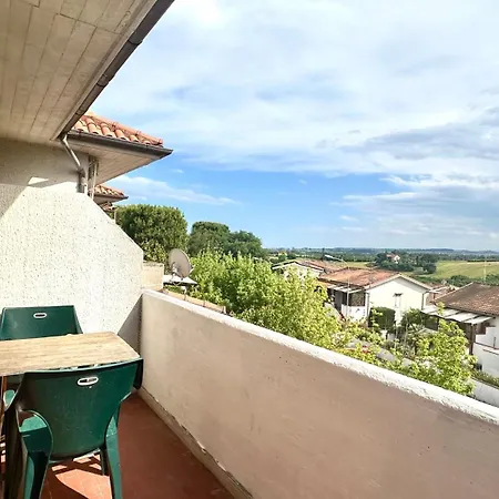 Apartment M354 - Marcelli, Bilocale Con Portico In Zona Tranquilla Marcelli
